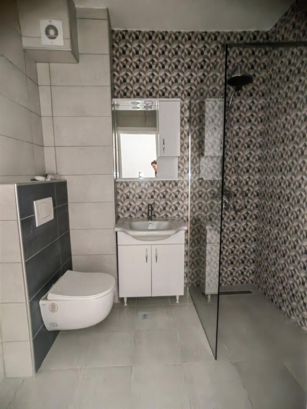 Uknjižen novi stan na Margeru u blizini Palilulske rampe