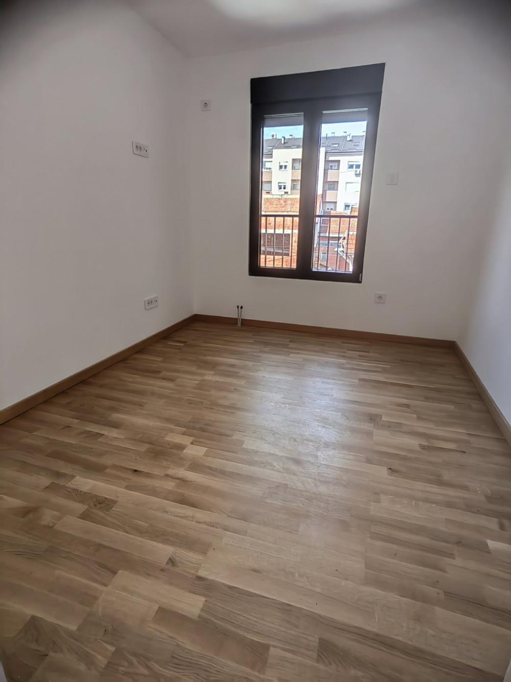 Uknjižen novi stan na Margeru u blizini Palilulske rampe